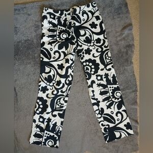 Harold's Monochrome Capris